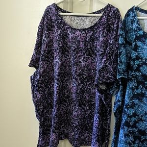 Women's Plus Sized Tops